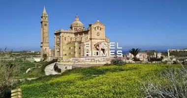Penthouse w Gharb, Malta