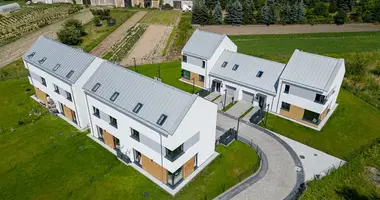 Casa 4 habitaciones en Bielawa, Polonia