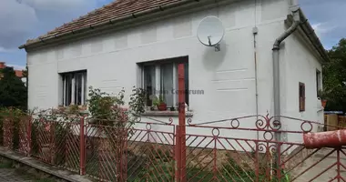 3 room house in Tarjan, Hungary