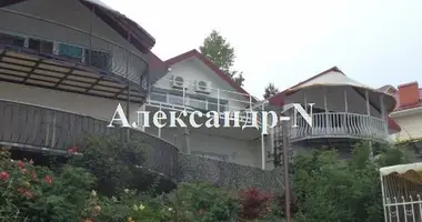 3 room house in Sievierodonetsk, Ukraine