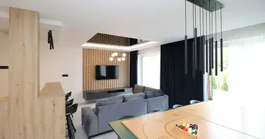 5 room apartment in Poland