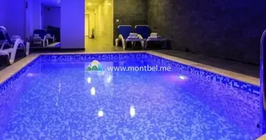 Hotel 1 454 m² in Sutomore, Montenegro