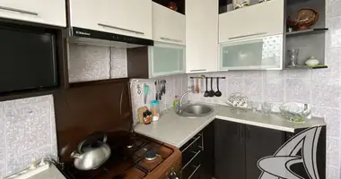 Apartamento 2 habitaciones en Bielaviezski, Bielorrusia