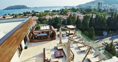 Apartamento 4 habitaciones en Budva, Montenegro