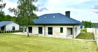 Maison dans Putcynski sielski Saviet, Bélarus