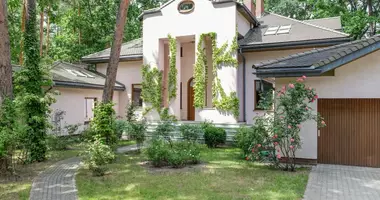 Casa 12 habitaciones en gmina Piaseczno, Polonia