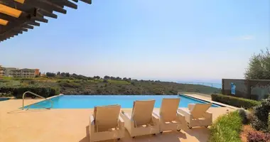 6 bedroom house in Kouklia, Cyprus