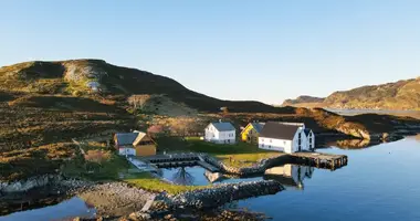 Cottage 4 bedrooms in Møre og Romsdal, Norway