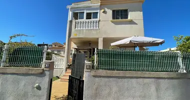 Szeregowiec  z Balkon, z Meble, z Klimatyzator w Torrevieja, Hiszpania