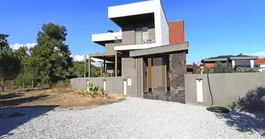 Villa 4 chambres avec Balcon, avec Climatiseur, avec parkovka dans Doesemealti, Turquie