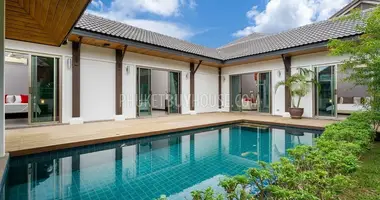 Villa 4 bedrooms with 
rent in Phuket, Thailand