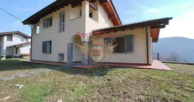 Villa 4 bedrooms in Gignese, Italy