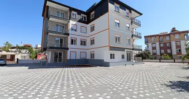 Apartamento 4 habitaciones en Kepez, Turquía