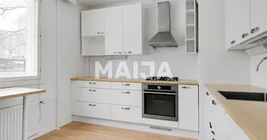 Wohnung 4 zimmer in Verwaltungsgemeinschaft Helsinki, Finnland