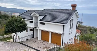 Villa 5 bedrooms in All countries