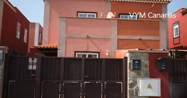 2 bedroom apartment in Arona, Spain
