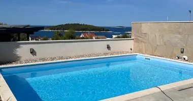 Villa 4 chambres dans Opcina Rogoznica, Croatie