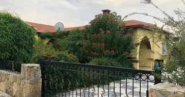 Bungalow 3 chambres avec Meublesd, avec Terrasse, avec Jardin dans Vasilia, Chypre du Nord