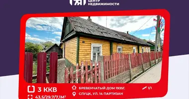 Apartamento 3 habitaciones en Slutsk, Bielorrusia