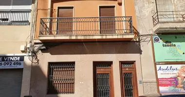 Townhouse 4 bedrooms close to shops, with Close to all amenities, with Sought after area in Elx Elche, Spain