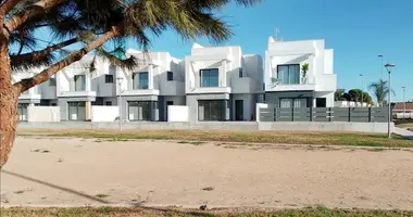 Villa 3 bedrooms with Garden, with private pool, near schools in San Pedro del Pinatar, Spain