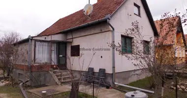 Dom 3 pokoi w Kunszentmiklos, Węgry