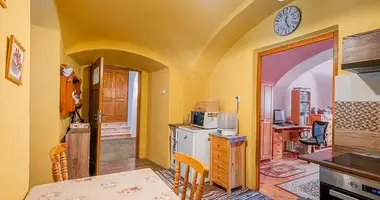 Дом 6 комнат в Pertoltice, Чехия