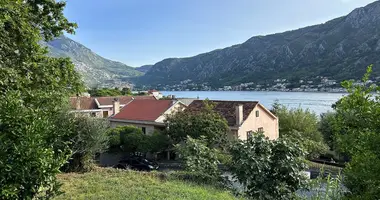 Townhouse 2 bedrooms in Dobrota, Montenegro