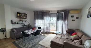 Apartamento 1 habitacion con Vistas al mar, con aparcamiento público en Becici, Montenegro