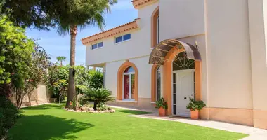 5 bedroom house in Rojales, Spain