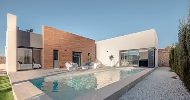 Villa 3 bedrooms with Terrace, with Alarm system, nearby golf course in Almoradi, Spain