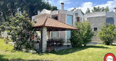 3 bedroom house in Kriopigi, Greece