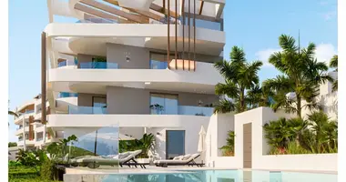 Ático Ático 4 habitaciones con Aire acondicionado, con Vista a la montaña, con estacionamiento en Marbella, España