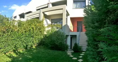 Townhouse 5 bedrooms in Municipality of Vari - Voula - Vouliagmeni, Greece
