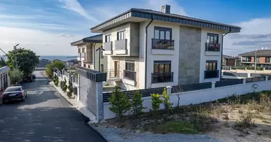 Villa 5 room villa with air conditioning, with parking, with with repair in Marmara Region, Turkey