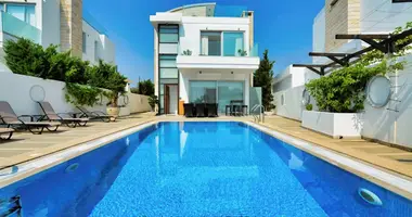 Villa 5 bedrooms in Ayia Napa, Cyprus