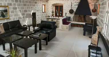 Villa 7 bedrooms with Terrace in Ljuta, Montenegro