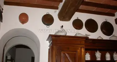 3 bedroom house in Metropolitan City of Florence, Italy