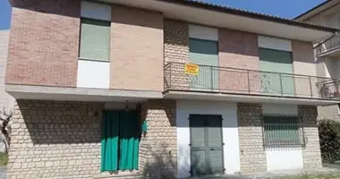 Townhouse 10 rooms in Terni, Italy