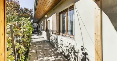 6 room house in Budapest, Hungary