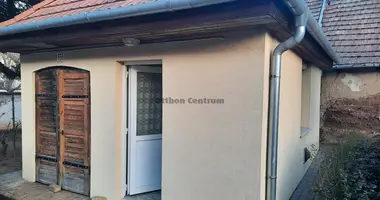 Casa 3 habitaciones en Vecses, Hungría