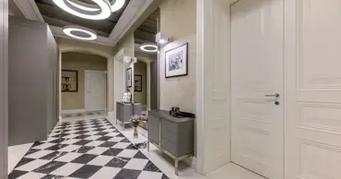 Apartamento 5 habitaciones en Varsovia, Polonia