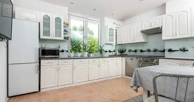 Квартира 2 комнаты в Краков, Польша