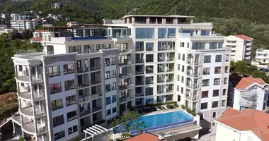 Wohnung 3 Schlafzimmer in Becici, Montenegro