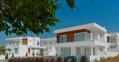 Willa 5 pokojów z Basen w Społeczność St. Tychon, Cyprus