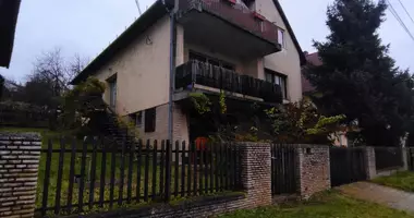 8 room house in Tab, Hungary