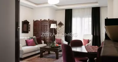 Квартира 2 комнаты с мебелью, с кондиционером, с бассейном в Махмутлар центр, Турция