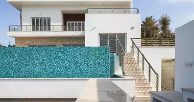 8 bedroom House in Mesa Chorio, Cyprus
