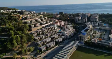 Villa 4 rooms with parking, with Elevator, with Swimming pool in Alanya, Turkey