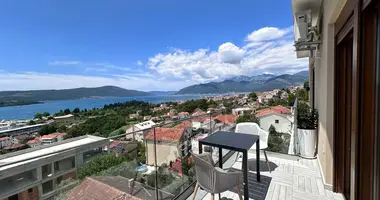 Penthouse 2 chambres avec Fenêtres double vitrage, avec Balcon, avec Meublesd dans Tivat, Monténégro